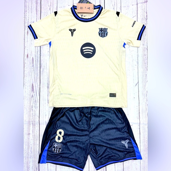 YOUTH Pedri Nike Soccer Jersey Kids Kit (Jersey + Shorts) Set (MEDIUM) (26) - Picture 3 of 4